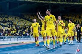 详解棒球规则中的触身球真伪鉴定判定打者是否积极避让的准则