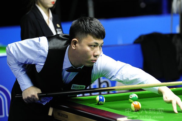 譚龍和謝維 譚龍和謝維