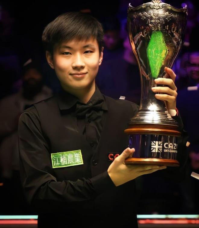 年轻锋线群 年轻锋线群