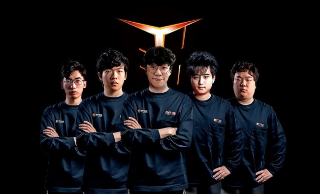 但与此同时 但与此同时